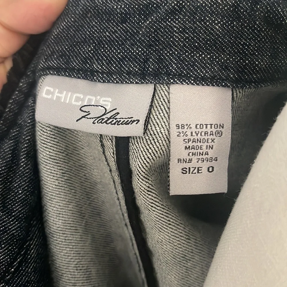 Chico’s Platinum size 0 Jean jacket - Picture 4 of 4
